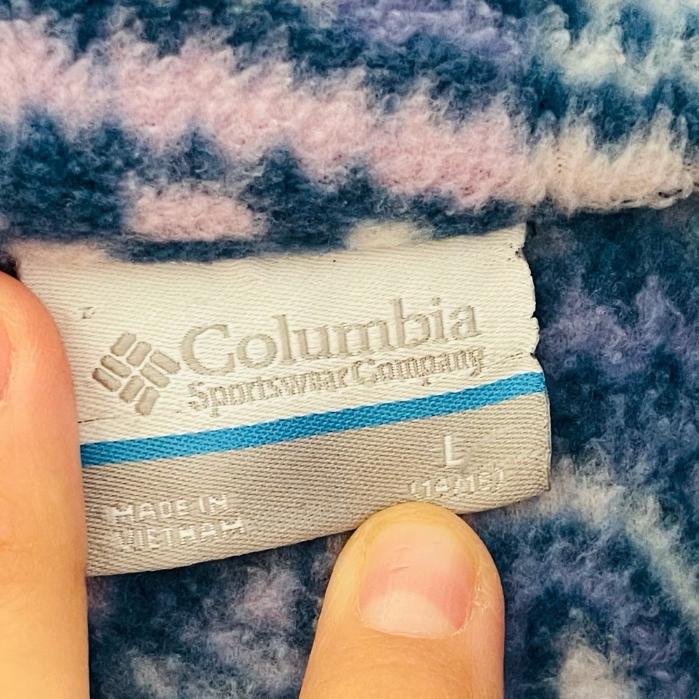 Columbia Zip Up - Picture 3 of 3